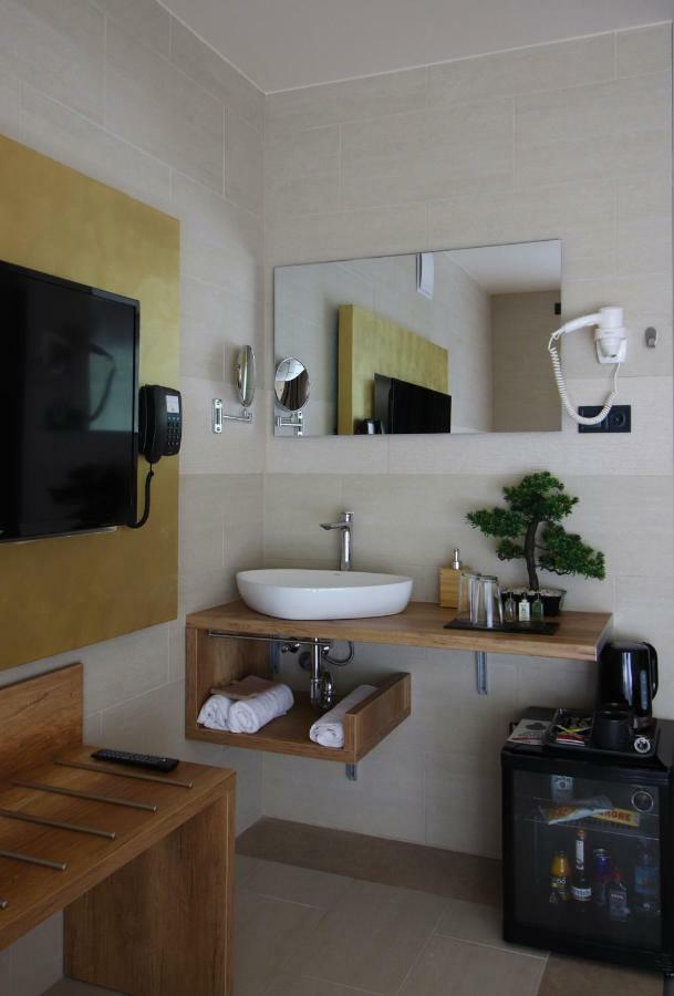 Baobab Hotel 4*
